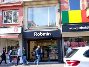 Francize de succes din România cu oameni și activitate.